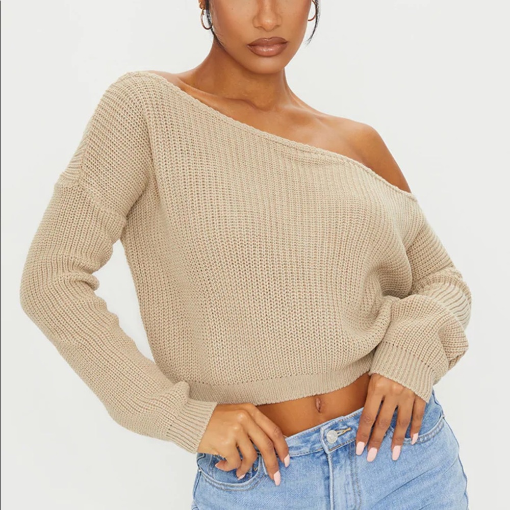 Pretty Little Thing Off The Shoulder Top